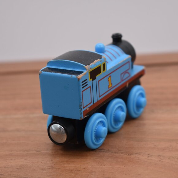 Thomas 1 Blue Engine 2012 - Thomas & Friends Wooden Railway Train Engine Y4083 - Picture 6 of 8